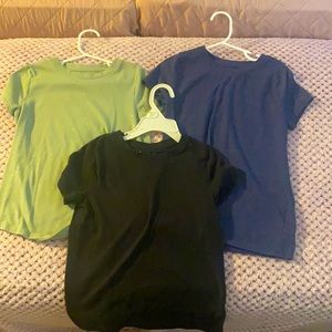 Girls T-shirt 3 shirts GREAT condition!